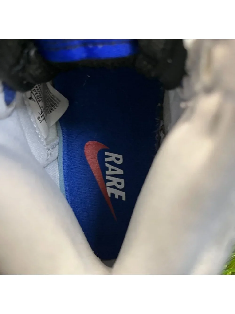 Nike Air Jordan 1 Retro High OG Boys Size 11C White Blue Athletic Shoes Sneakers